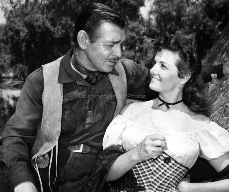 cross gable Jane Russell 1955.jpg